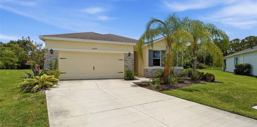 Villa ou maison à Bradenton, Floride 4 chambres, 190.17 m2 № 2167159