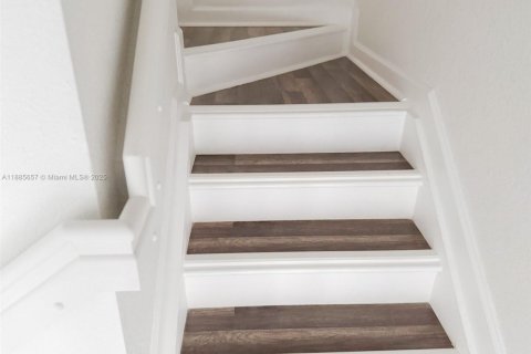 Touwnhouse à louer à Hialeah, Floride: 4 chambres, 177.81 m2 № 1932827 - photo 4