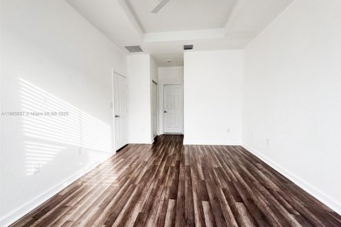 Touwnhouse à louer à Hialeah, Floride: 4 chambres, 177.81 m2 № 1932827 - photo 9