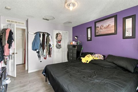 Villa ou maison à vendre à Haines City, Floride: 4 chambres, 212.56 m2 № 2399399 - photo 12