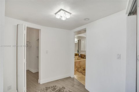 Condominio en alquiler en Aventura, Florida, 3 dormitorios, 170.94 m2 № 1991398 - foto 22