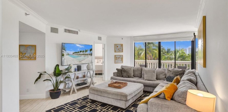 Condominio en Aventura, Florida, 3 dormitorios  № 1991398