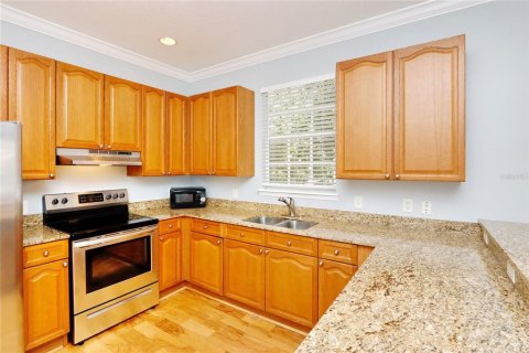 Touwnhouse à louer à Tampa, Floride: 3 chambres, 185.8 m2 № 2122592 - photo 6