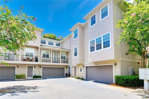 Touwnhouse à Tampa, Floride 3 chambres, 185.8 m2 № 2122592