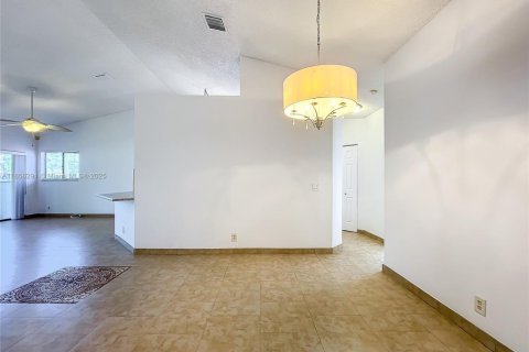 Condo in Boynton Beach, Florida, 2 bedrooms  № 1878462 - photo 11