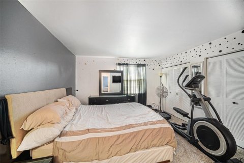 Townhouse in Tampa, Florida 2 bedrooms, 106.19 sq.m. № 1514573 - photo 14