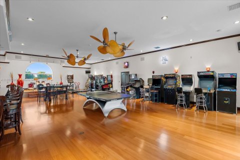 Casa en venta en Miami, Florida, 6 dormitorios, 1070.23 m2 № 1874689 - foto 14