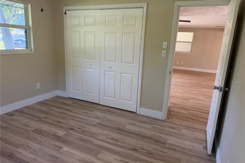 Villa ou maison à vendre à Sarasota, Floride: 2 chambres, 100.52 m2 № 2437263 - photo 7