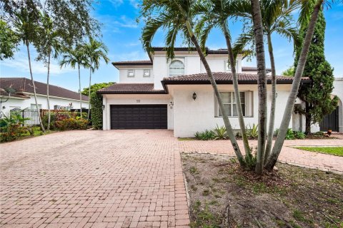 House in Miami, Florida 4 bedrooms, 398.83 sq.m. № 1817105 - photo 4