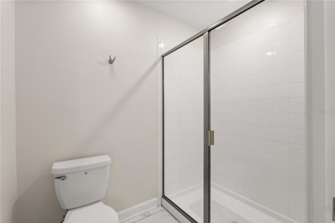 Casa en venta en Kissimmee, Florida, 9 dormitorios, 398.46 m2 № 1838070 - foto 19