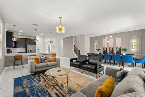 Casa en venta en Kissimmee, Florida, 9 dormitorios, 398.46 m2 № 1838070 - foto 6