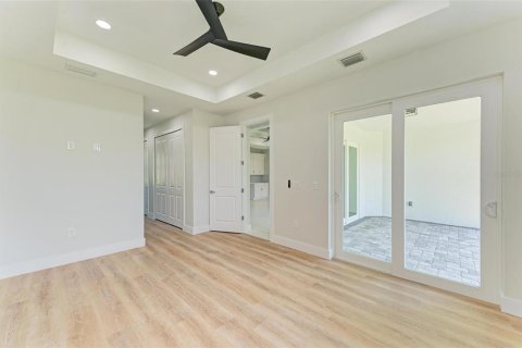 House in North Port, Florida 4 bedrooms, 169.64 sq.m. № 1812797 - photo 27