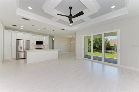 House in North Port, Florida 4 bedrooms, 169.64 sq.m. № 1812797 - photo 14