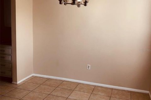 Снять в аренду кондоминиум в Альтамонте-Спрингс, Флорида 1 комната, 93.09м2, № 1913949 - фото 4