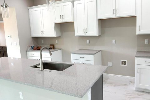 Villa ou maison à vendre à Port Charlotte, Floride: 3 chambres, 150.69 m2 № 2406443 - photo 6