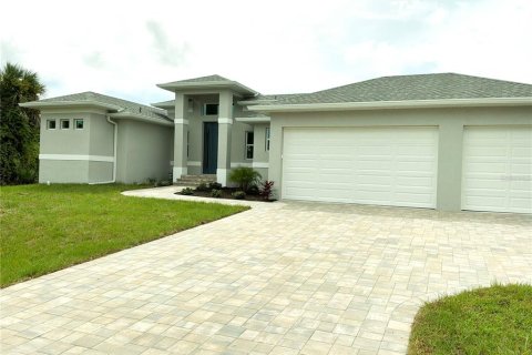 Villa ou maison à vendre à Port Charlotte, Floride: 3 chambres, 150.69 m2 № 2406443 - photo 8