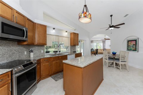 House in Rotonda, Florida 3 bedrooms, 210.98 sq.m. № 1609913 - photo 25