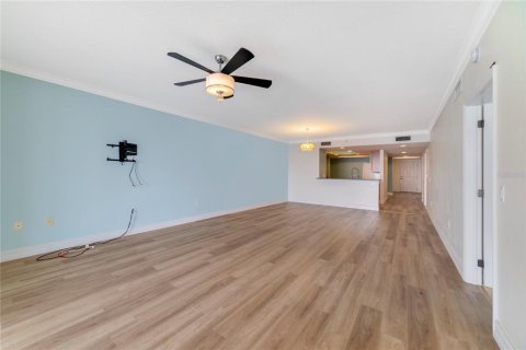 Condominio en venta en Titusville, Florida, 3 dormitorios, 189.99 m2 № 1736520 - foto 10
