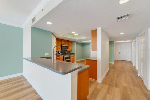 Condominio en venta en Titusville, Florida, 3 dormitorios, 189.99 m2 № 1736520 - foto 6