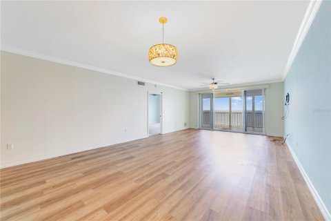 Condominio en venta en Titusville, Florida, 3 dormitorios, 189.99 m2 № 1736520 - foto 11