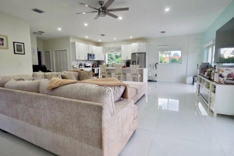 Villa ou maison à vendre à Homestead, Floride: 4 chambres, 222.97 m2 № 1967098 - photo 9