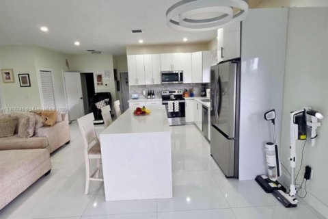 Villa ou maison à vendre à Homestead, Floride: 4 chambres, 222.97 m2 № 1967098 - photo 14