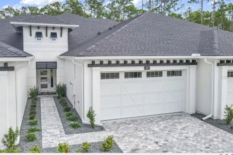Townhouse in Ormond Beach, Florida 3 bedrooms, 194.63 sq.m. № 1519613 - photo 1