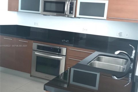 Copropriété à louer à Miami, Floride: 1 chambre, 74.88 m2 № 1986528 - photo 5