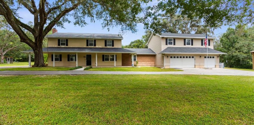 Casa en Brooksville, Florida 4 dormitorios, 322.93 m2 № 1903602