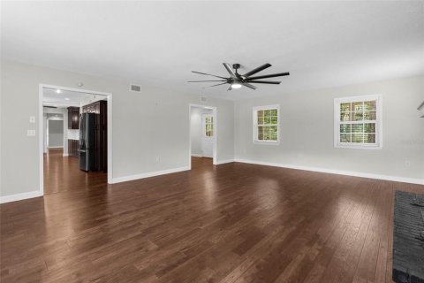House in Brooksville, Florida 4 bedrooms, 322.93 sq.m. № 1903602 - photo 10