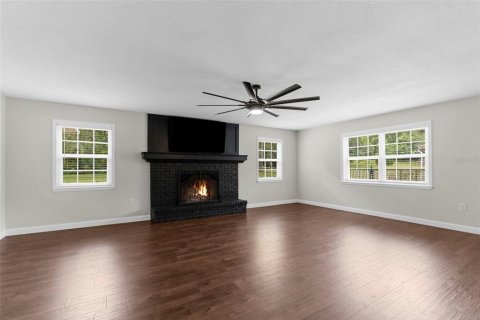 House in Brooksville, Florida 4 bedrooms, 322.93 sq.m. № 1903602 - photo 7