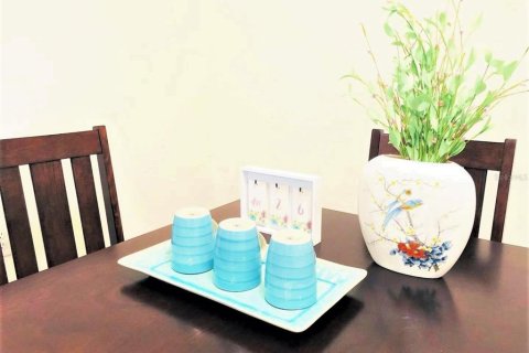 Снять в аренду кондоминиум в Лейквуд Ранч, Флорида 3 спальни, 119.47м2, № 2103288 - фото 10