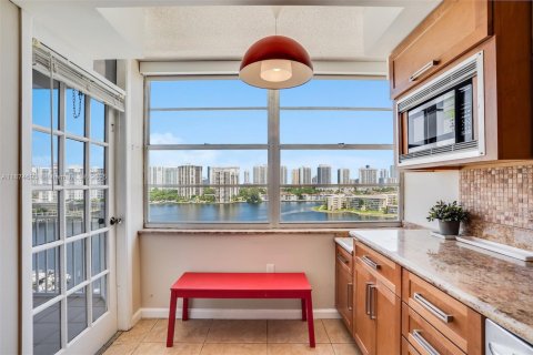 Купить кондоминиум в Авентура, Флорида 2 спальни, 149.11м2, № 1980180 - фото 8