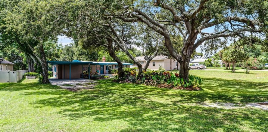 Villa ou maison à Casselberry, Floride 3 chambres, 157.19 m2 № 1884582