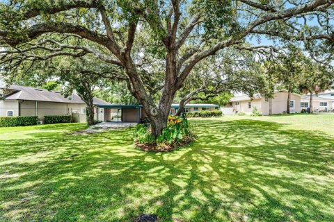 Villa ou maison à vendre à Casselberry, Floride: 3 chambres, 157.19 m2 № 1884582 - photo 5