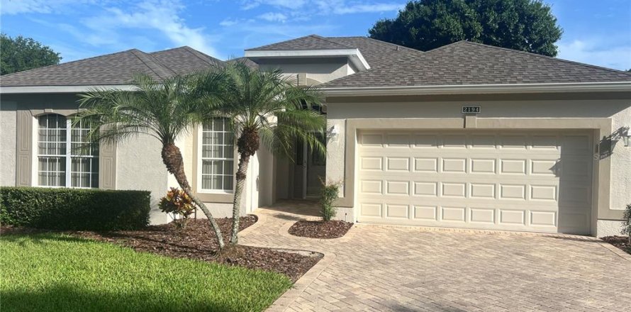 Villa ou maison à Clermont, Floride 3 chambres, 185.15 m2 № 1755502