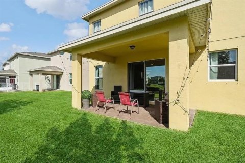 Villa ou maison à vendre à Port St. Lucie, Floride: 4 chambres, 235.41 m2 № 2270388 - photo 24