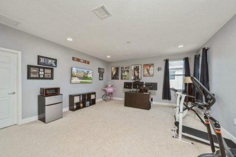 Villa ou maison à vendre à Port St. Lucie, Floride: 4 chambres, 235.41 m2 № 2270388 - photo 14
