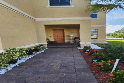 Villa ou maison à vendre à Port St. Lucie, Floride: 4 chambres, 235.41 m2 № 2270388 - photo 3