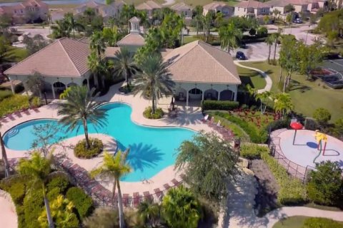 Villa ou maison à vendre à Port St. Lucie, Floride: 4 chambres, 235.41 m2 № 2270388 - photo 29