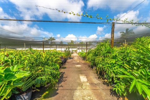 Commercial property in Miami, Florida № 1928032 - photo 26