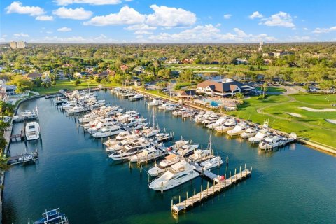 Copropriété à vendre à Gulfport, Floride: 3 chambres, 183.95 m2 № 1555427 - photo 2