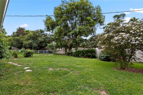 House in Orlando, Florida 4 bedrooms, 176.33 sq.m. № 2225527 - photo 25