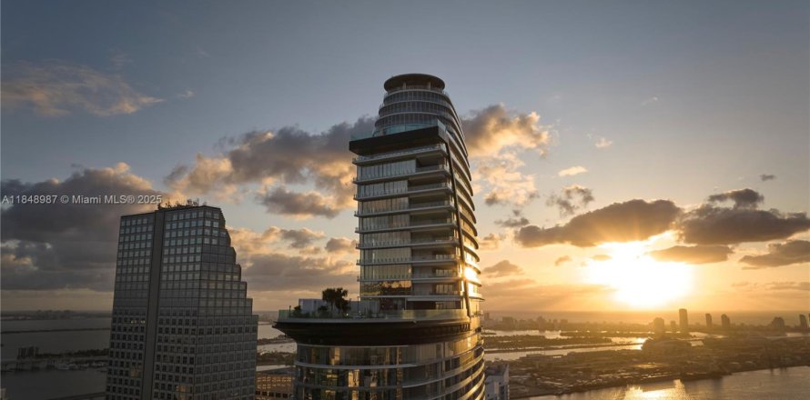 Condo in Miami, Florida, 2 bedrooms № 1888874