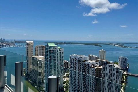 Condo in Miami, Florida, 2 bedrooms  № 1888874 - photo 15