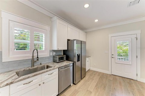 House in Bradenton, Florida 2 bedrooms, 104.05 sq.m. № 1850014 - photo 21