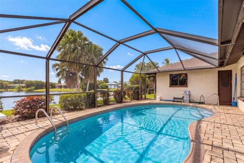 Villa ou maison à vendre à North Fort Myers, Floride: 3 chambres, 170.85 m2 № 2398287 - photo 26
