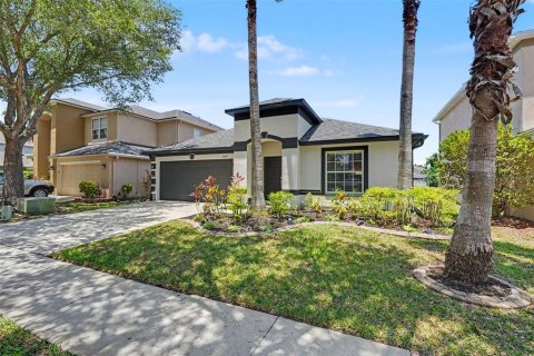 Casa en venta en Land O' Lakes, Florida, 4 dormitorios, 189.61 m2 № 2200492 - foto 2