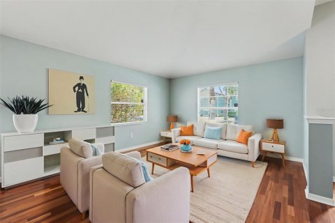 Casa en venta en Land O' Lakes, Florida, 4 dormitorios, 189.61 m2 № 2200492 - foto 6