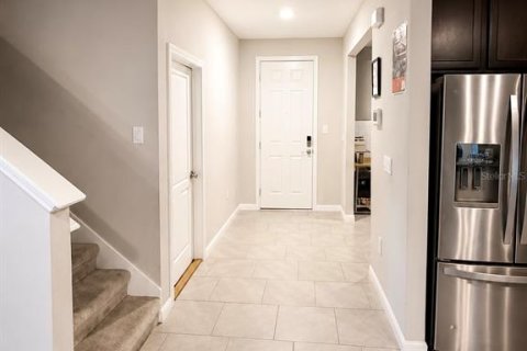 Casa en venta en Plant City, Florida, 4 dormitorios, 254.37 m2 № 2216133 - foto 2